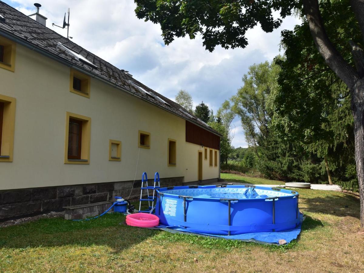 Holiday Home In Lampertice With Swimming Pool المظهر الخارجي الصورة